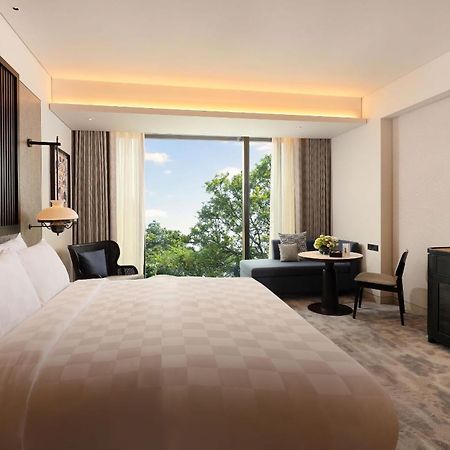 Padma Hotel Семаранг Экстерьер фото