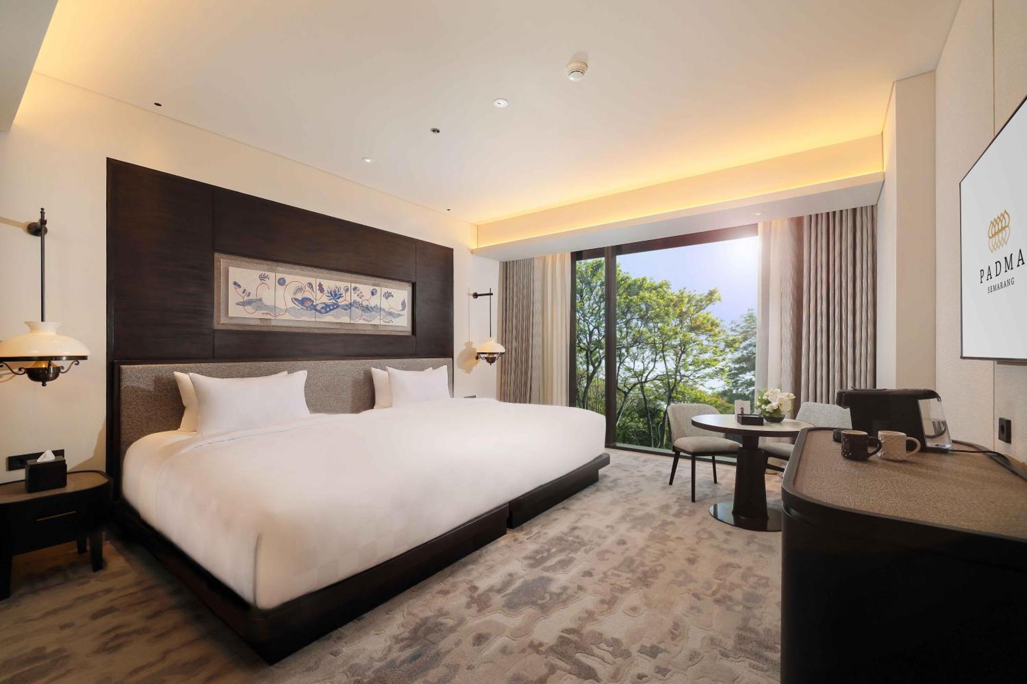 Padma Hotel Семаранг Экстерьер фото